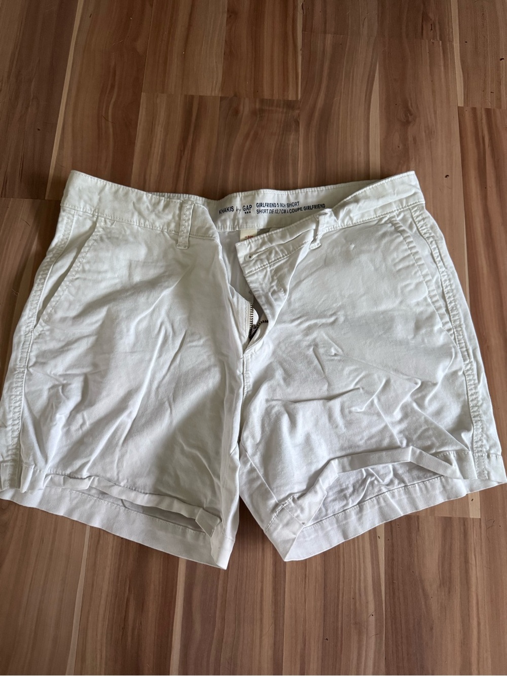 White Casual Cotton Shorts